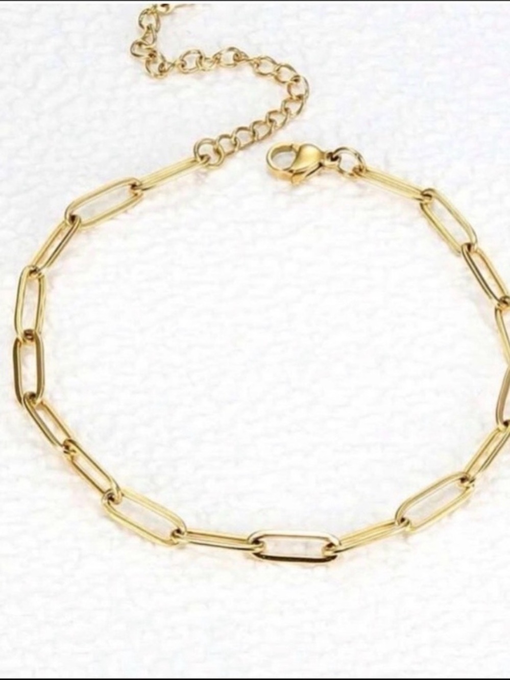 Minimal Gold Paperclip Bracelet for Women - Picture 5 of 7